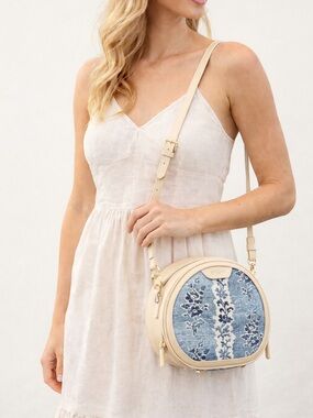 Spartina 449 Beckett Crossbody Bag Blue Floral Canvas & Leather Coastal Chic